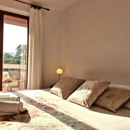Apartament Mirjana Ficor *