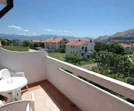 Apartment Mirjana F *