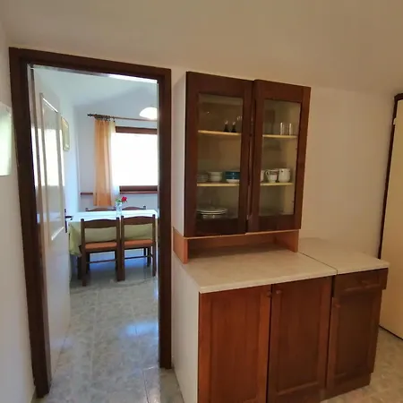 Apartment Mirjana F