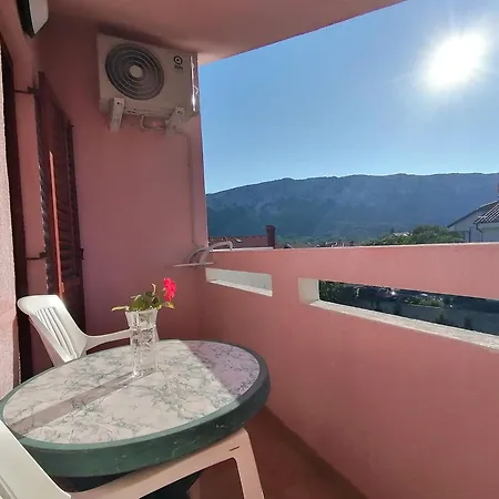 Apartment Mirjana F