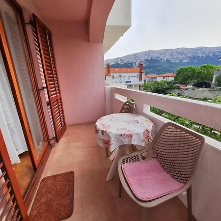 Apartment Mirjana F