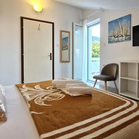 Apartment Mirjana F