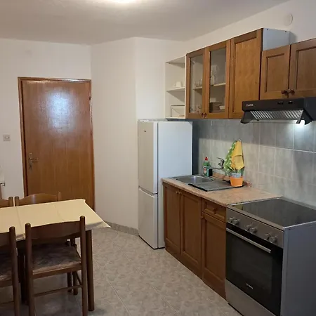 Apartament Mirjana Ficor-baska With Balcony And View
