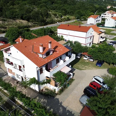 Apartament Apartments Mirjana - Baska With Balcony And View *