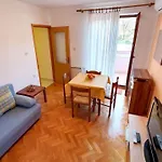Mirjana Ficor Apartament