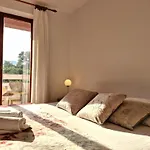 Apartament Mirjana Ficor *