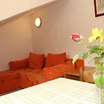 Mirjana Ficor Apartament *