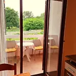 Apartament Mirjana Ficor *