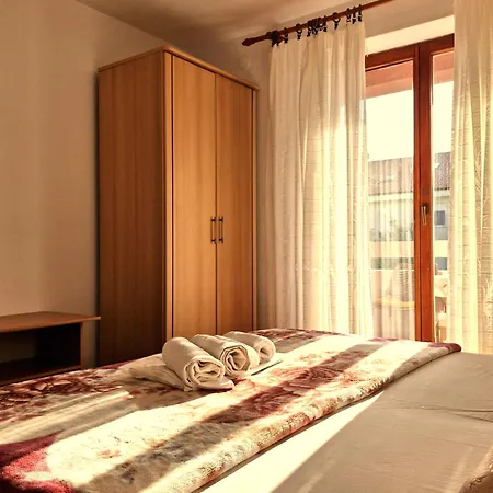 Apartament Mirjana Ficor