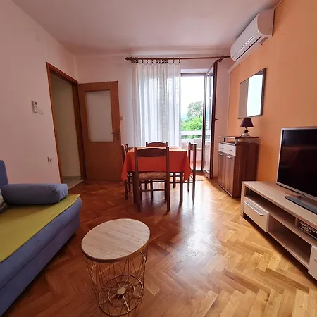 Apartament Mirjana Ficor